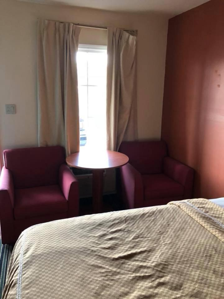 Scottish Inn And Suites ペリー エクステリア 写真