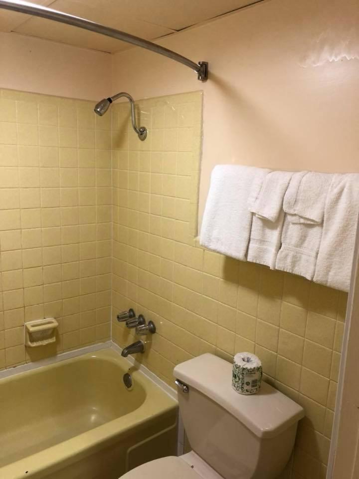 Scottish Inn And Suites ペリー エクステリア 写真