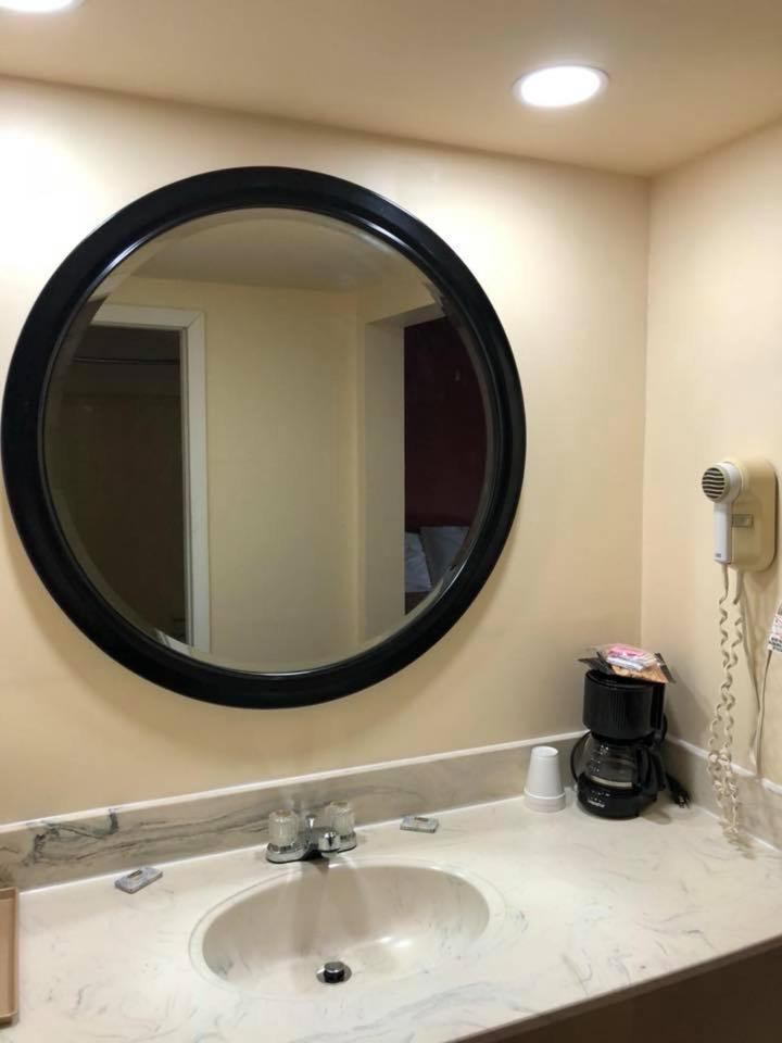 Scottish Inn And Suites ペリー エクステリア 写真
