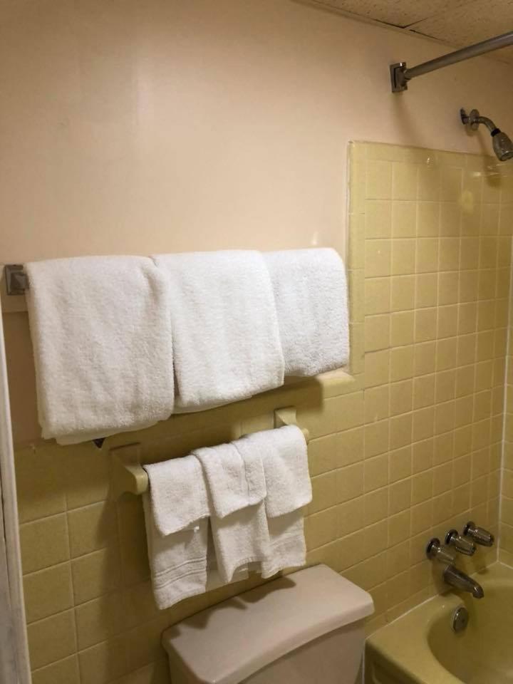 Scottish Inn And Suites ペリー エクステリア 写真